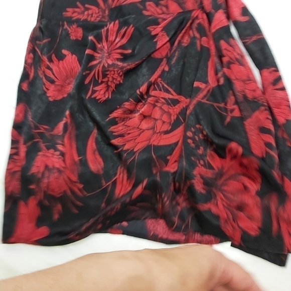 ZARA Tied Print Skirt Floral Red Black - Picture 5 of 12